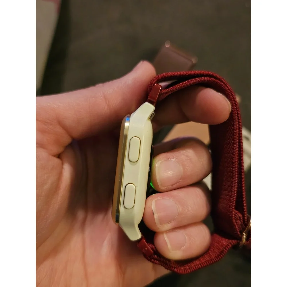 Garmin Venu Sq Smartwatch Light Gold White with 6 Extra Bands and Charger